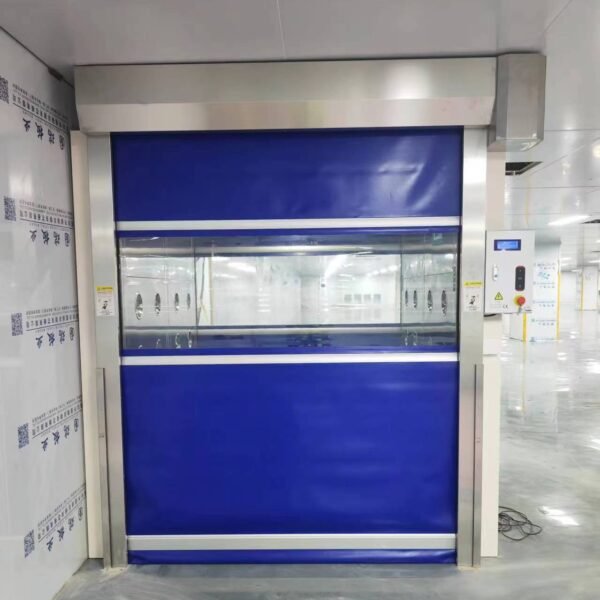 Rapid rolling door air shower