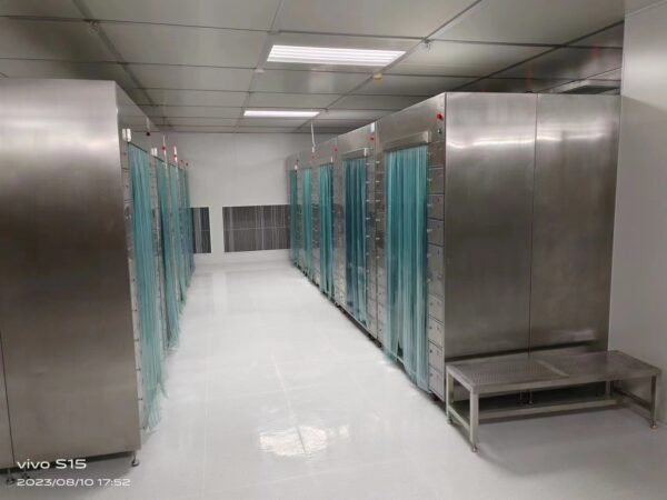 Customized Cleanroom Garment CabinetsShoe Cabinets